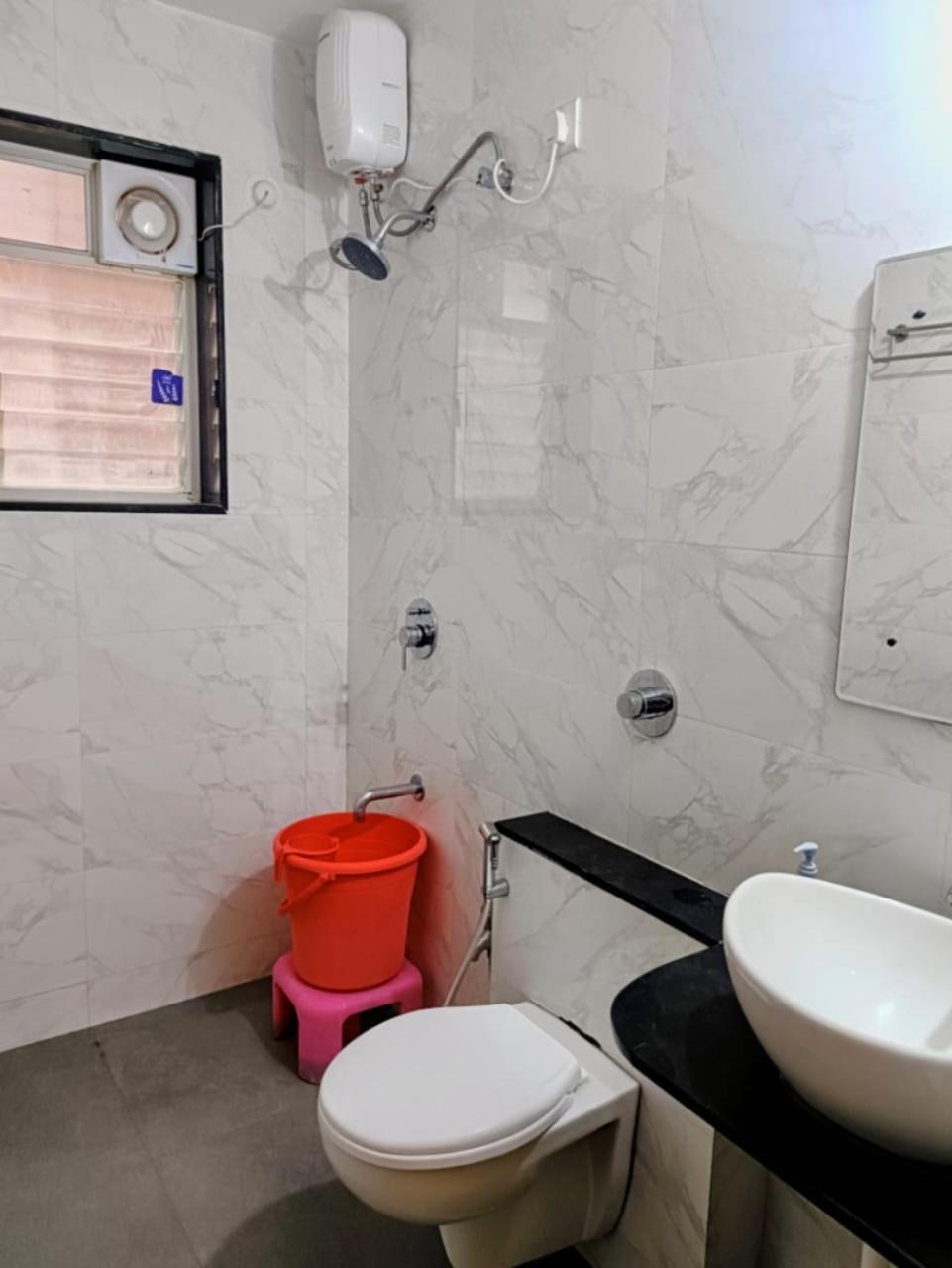 פונה Ornate Service Apartments מראה חיצוני תמונה