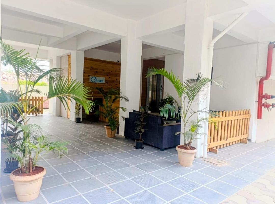 פונה Ornate Service Apartments מראה חיצוני תמונה