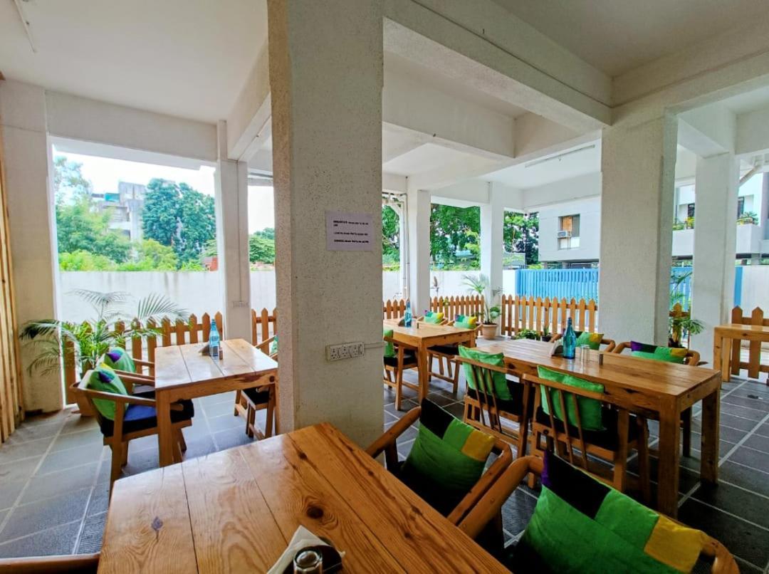 פונה Ornate Service Apartments מראה חיצוני תמונה